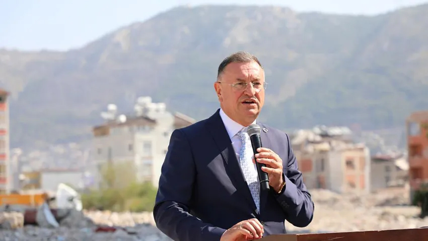 Lütfü Savaş’a gece yarısı telefonu!