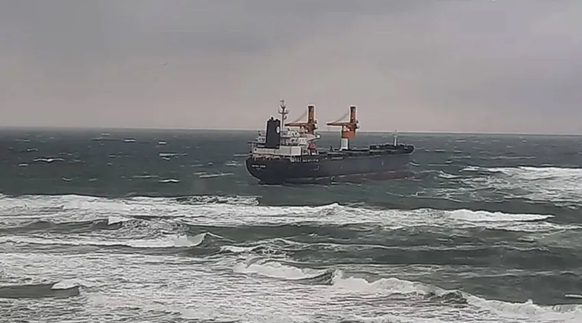 Marmara Denizi'nde kargo gemisi battı!