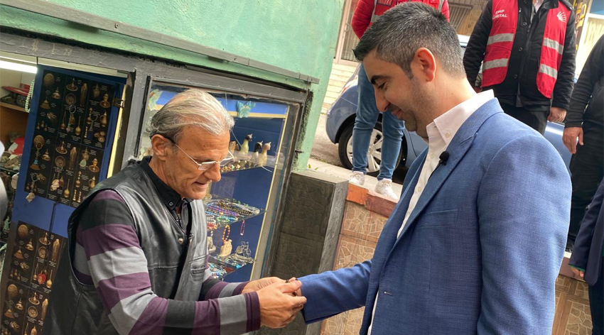 Gökhan Yüksel'e Atalar'da sevgi seli