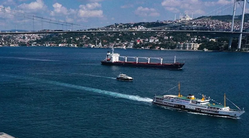 İstanbul Boğazı'nda yat yarışı!
