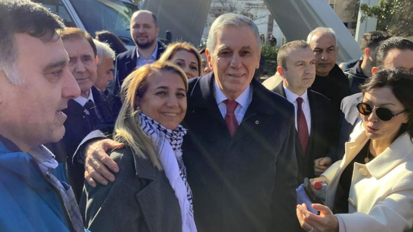 Ali Talip Özdemir'e Bakırköy'de büyük ilgi