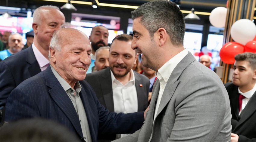 Hürriyet Mahallesi gezegen kafesine kavuştu