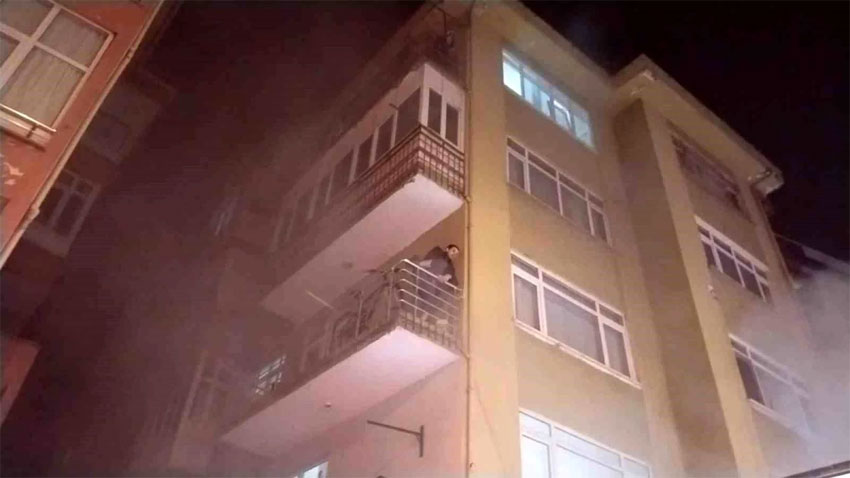 Kartal'da yangında can pazarı
