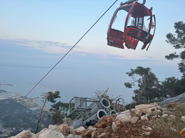 Antalya'daki teleferik kazasından görüntüler facianın vahametini gözler önüne serdi