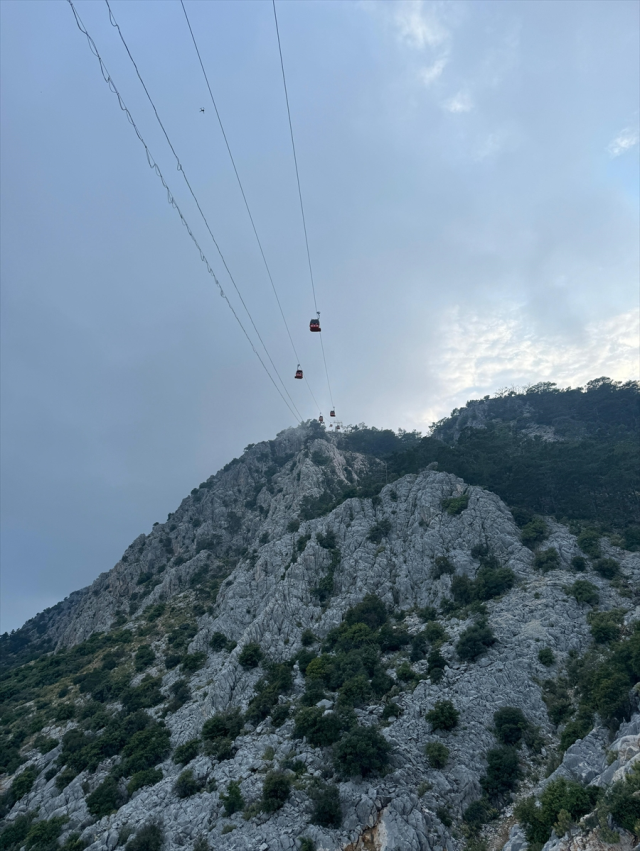 Antalya'daki teleferik kazasından görüntüler facianın vahametini gözler önüne serdi