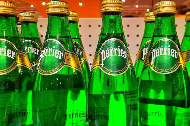 Perrier maden suyunda dışkı tespiti!