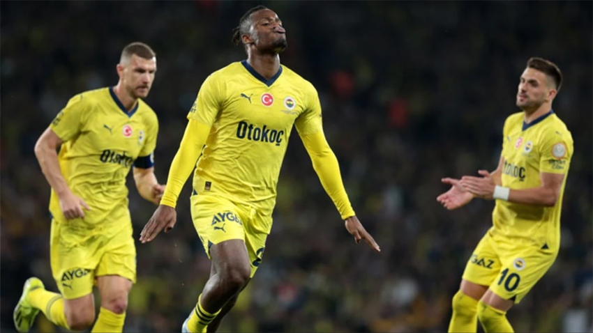 Fenerbahçe Fatih Karagümrük'ü deplasmanda 2-1 yendi