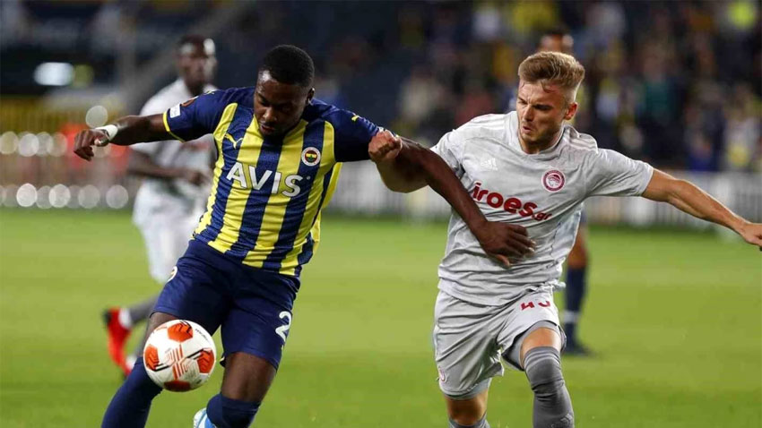 Fenerbahçe, Olympiakos'a konuk oluyor