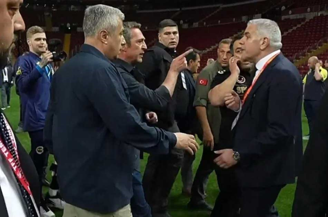 Dursun Özbek'ten Ali Koç'a gözdağı!