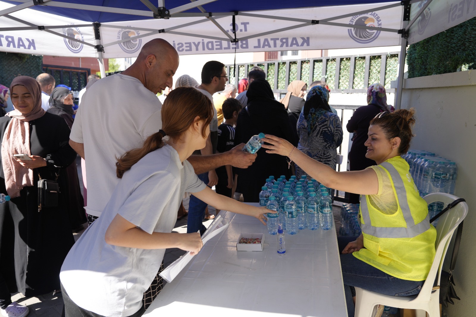 Kartal Belediyesi YKS'ye Giren Öğrencileri Yalnız Bırakmadı