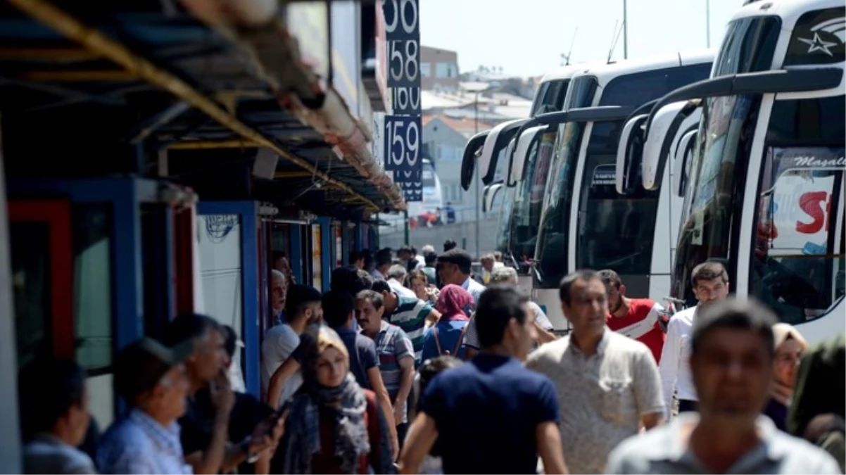 Bayramda İstanbul'da ulaşım krizi