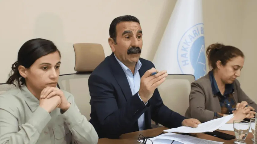 Mehmet Sıddık Akış kimdir?