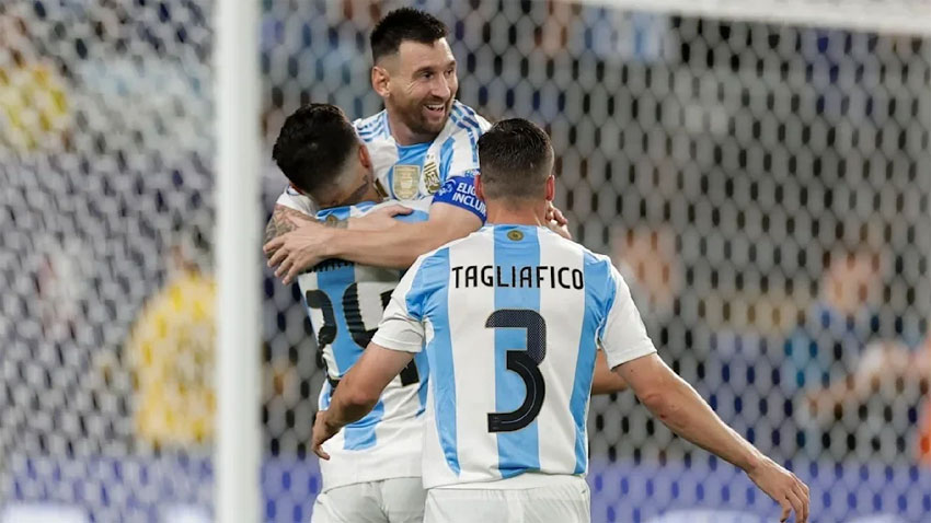 Copa America'da ilk finalist Arjantin
