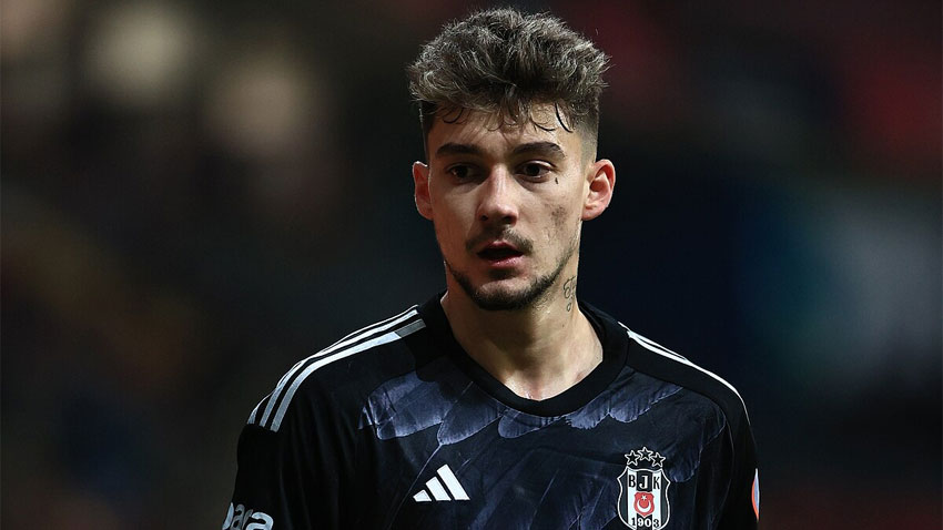 Beşiktaş'ta Ernest Muçi satış listesinde