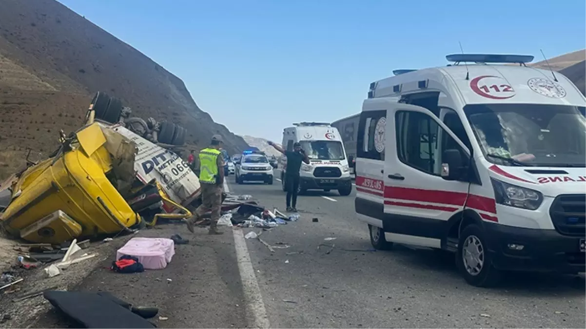 Erzincan'da katliam gibi kaza: 4 ölü, 2 yaralı