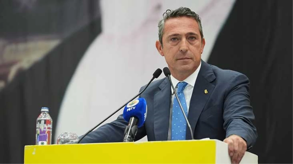 Fenerbahçe'de deprem! İki yönetici istifa etti