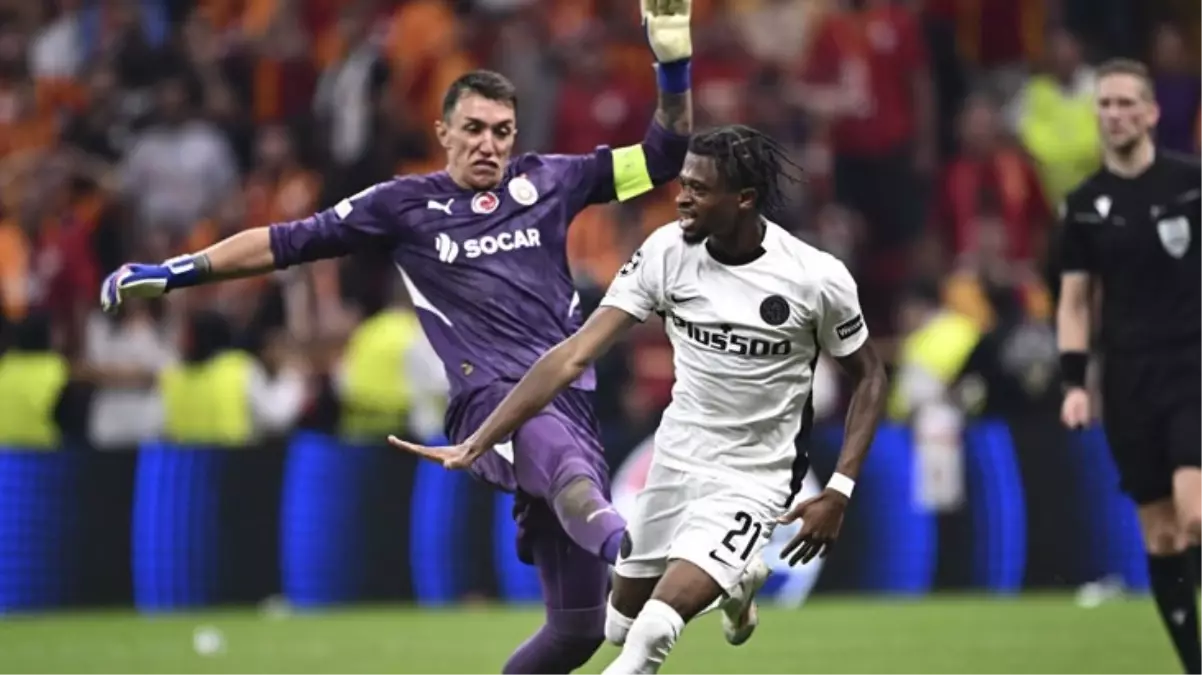 UEFA'dan Muslera'ya 3 maç ceza