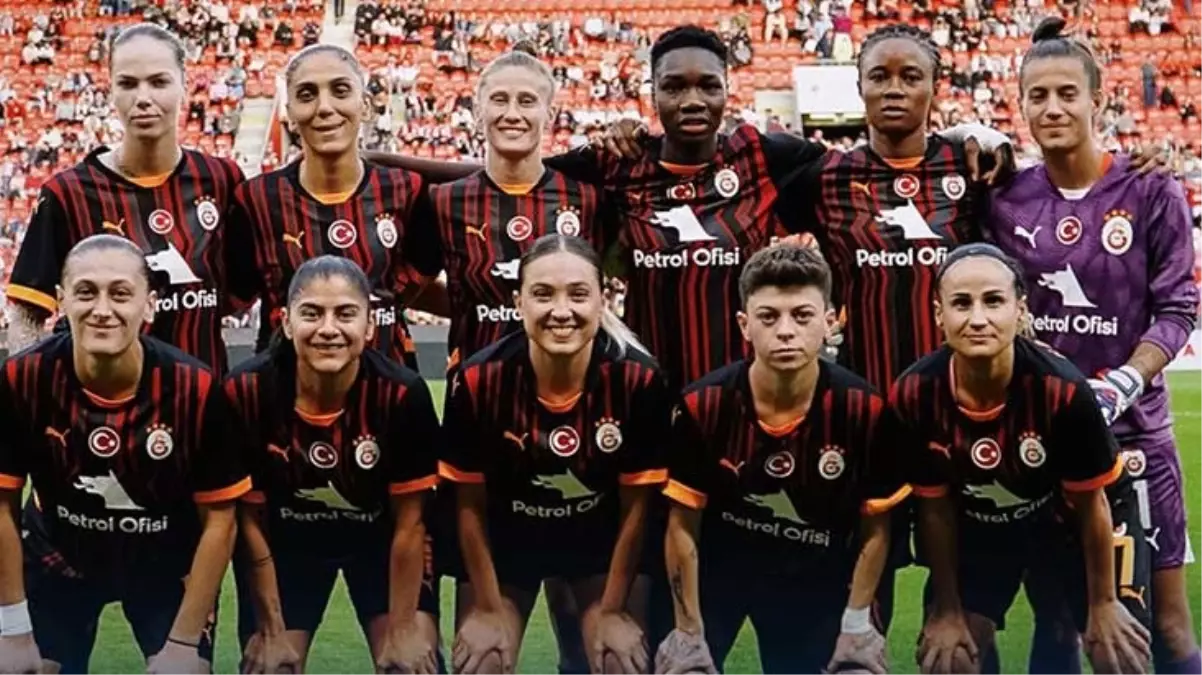 Galatasaray'dan Türk futbol tarihine geçen başarı