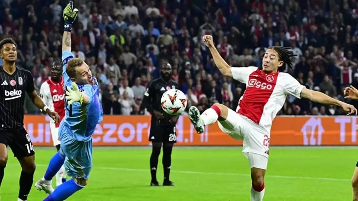 Beşiktaş Ajax'a deplasmanda 4-0 mağlup oldu