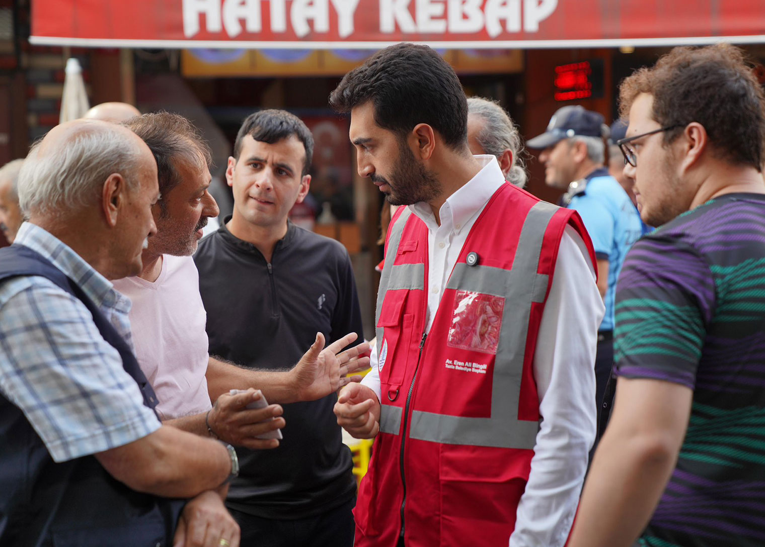 Eren Ali Bingöl: "Sahilleri halka açacağız"