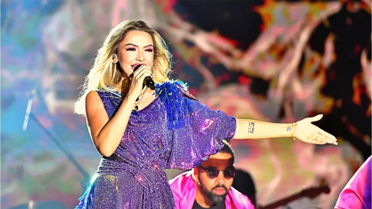 Hadise 'Bu ülkede acil bir şeyler değişmeli'