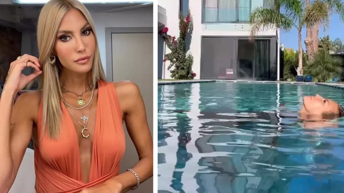 Çağla Şikel bikinili pozlarıyla büyüledi