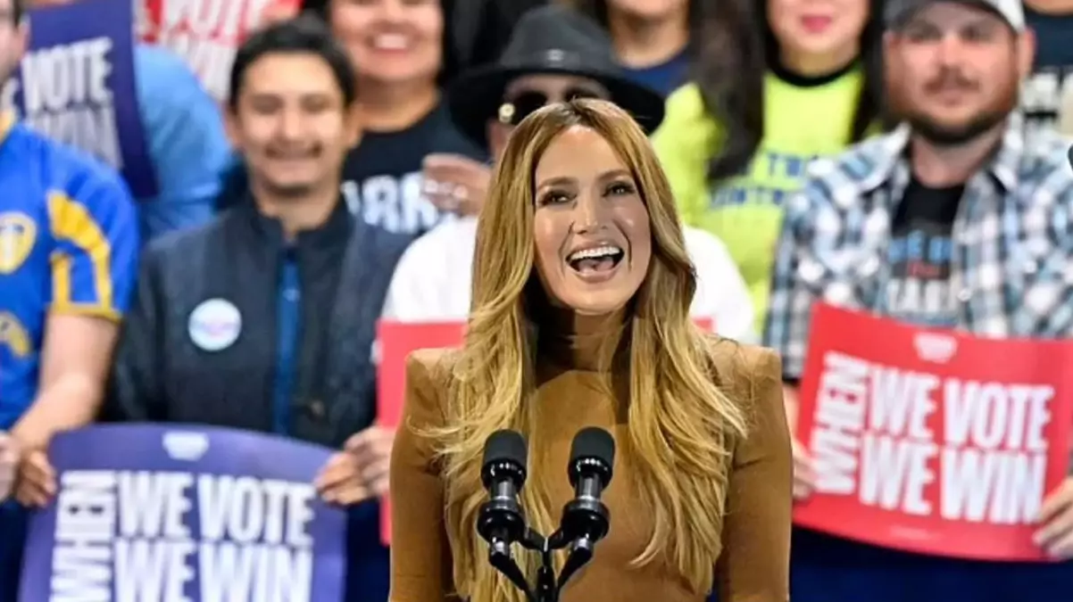 Jennifer Lopez Trump'a sert çıktı!