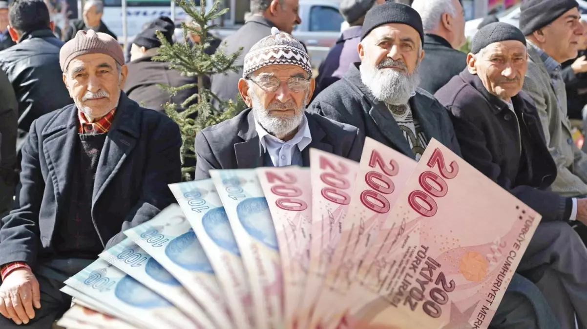 Emekli bayram ikramiyesine müthiş teklif!