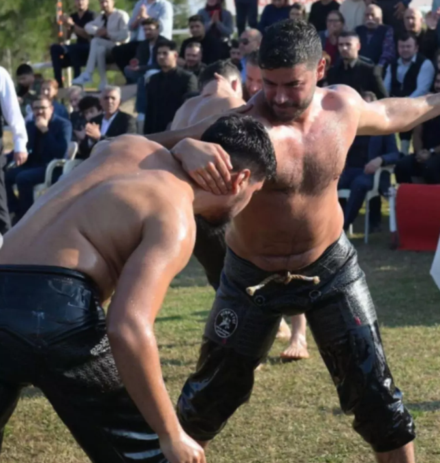 Yeni rolü için 20 kilo alan Berk Oktay'ın son hali
