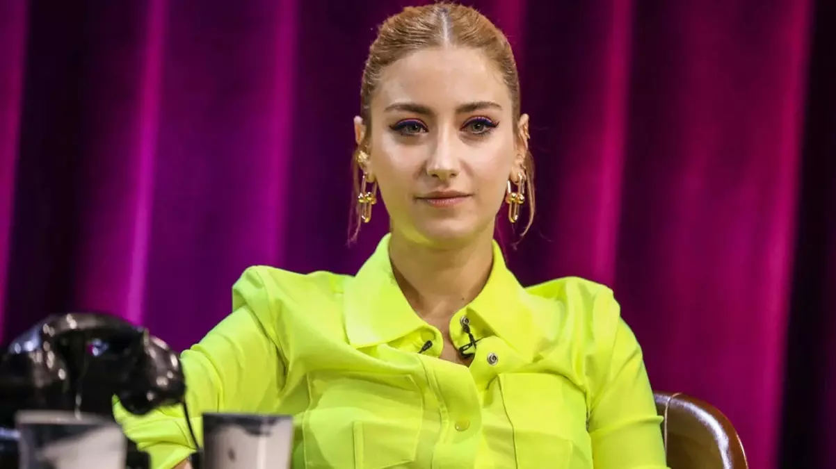 Hazal Kaya'nın köpeği hayatını kaybetti