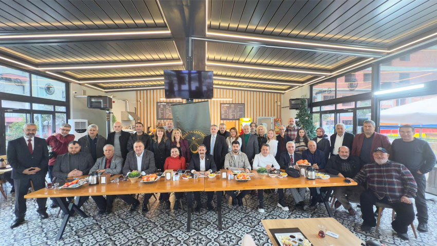 Ahmet Işıkdağ 'Gazeteciler demokrasinin temel taşıdır'