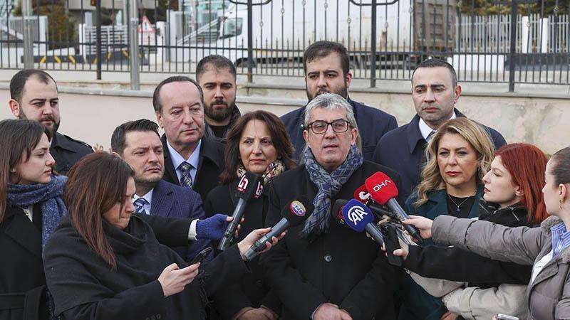 CHP'den AYM'ye başvuru