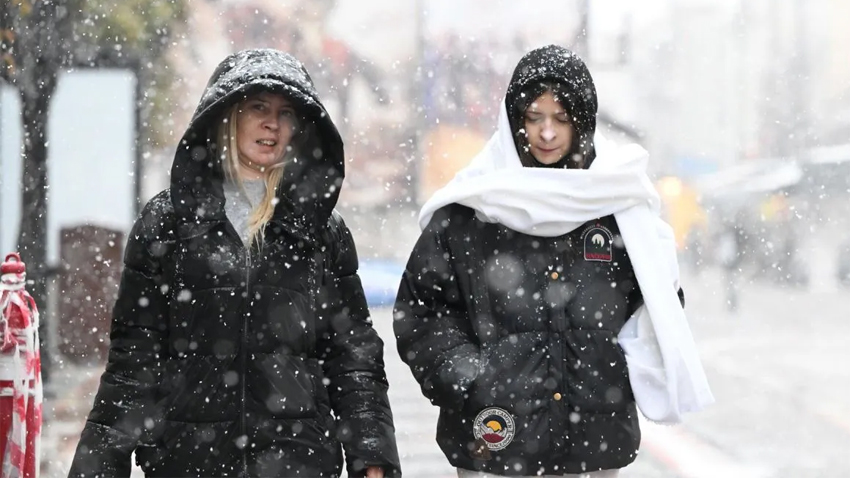 İstanbul'a kar bu kez daha fena geliyor!