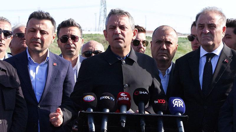 Özgür Özel, İmamoğlu'nu ziyaret etti