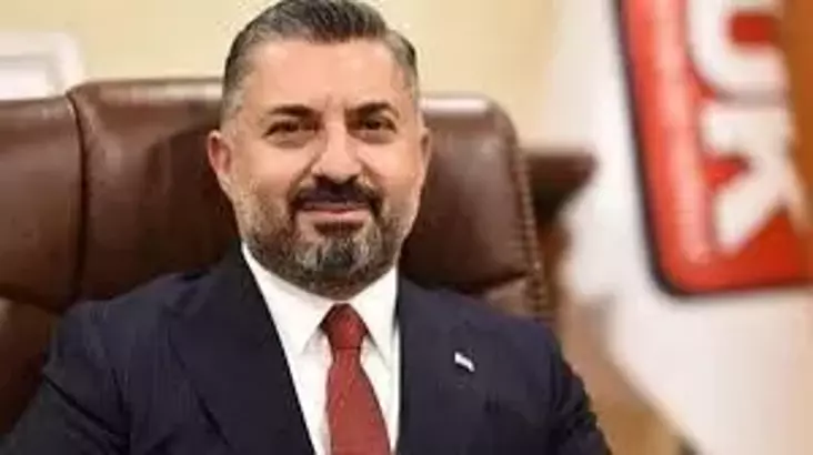 Ebubekir Şahin: gözümüz Sokak röportajlarında!