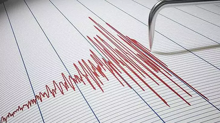 Ege Denizi'nde 6 büyüklüğünde deprem