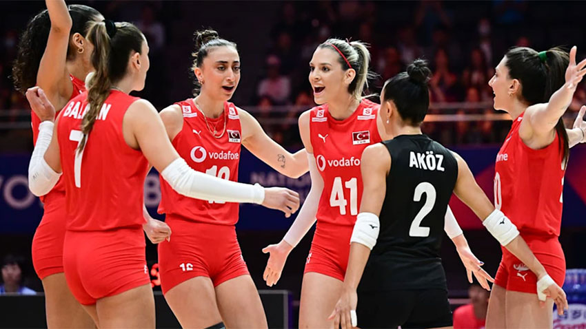 Filenin Sultanları Polonya'yı da mağlup etti
