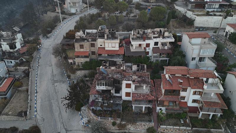 İzmir'deki orman yangını 3'ncü gününde
