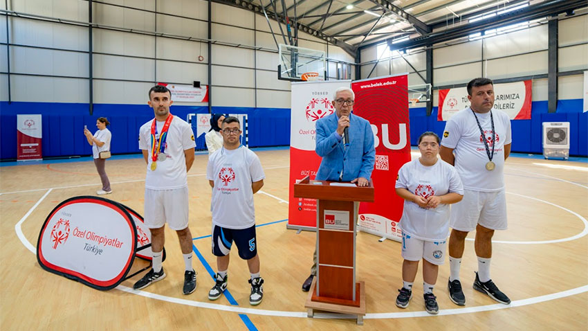 Özel sporcular Belek'te basketbol fırtınası estirdi