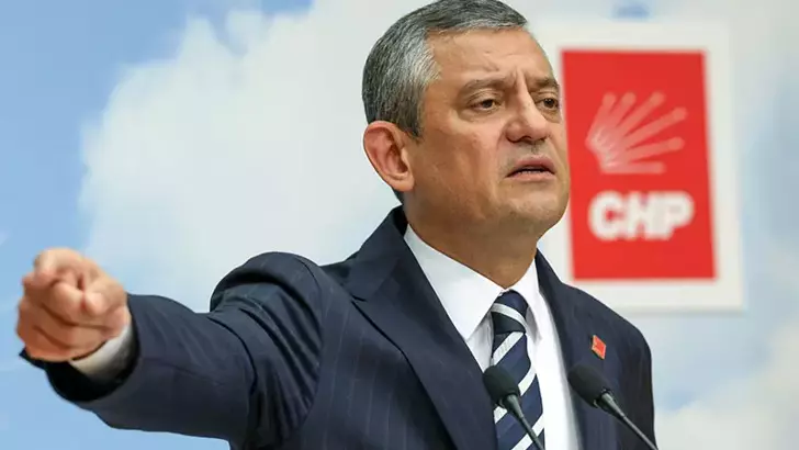 Özgür Özel: İsrail'in, Vicdan Gemisi'ne yönelik barbar saldırısını kınıyoruz
