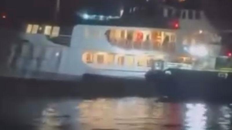 Beykoz'da vapur balıkçı ağlarına takıldı