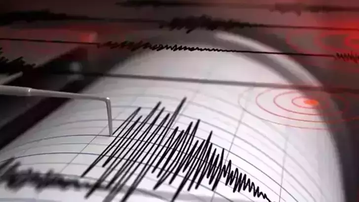 Sındırgı'da 4.4 büyüklüğünde deprem