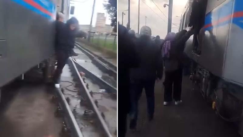 Topkapı'da tramvay raydan çıktı