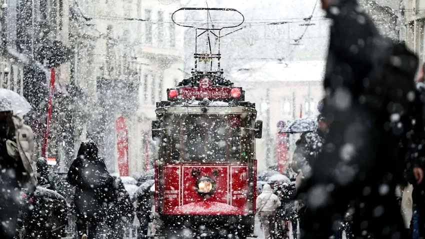 AKOM'dan İstanbul için kar alarmı