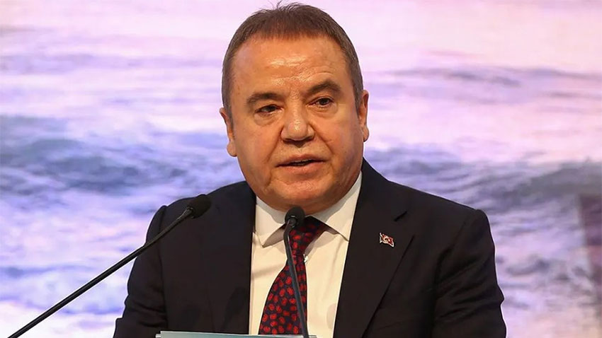 Muhittin Böcek'in sağlık durumu kritik eşikte!