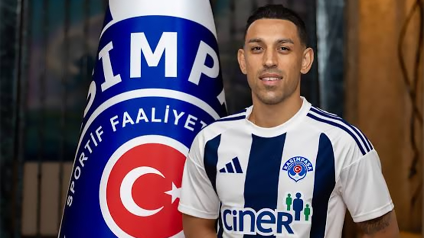 İrfan Can Kahveci'den olay hareket!