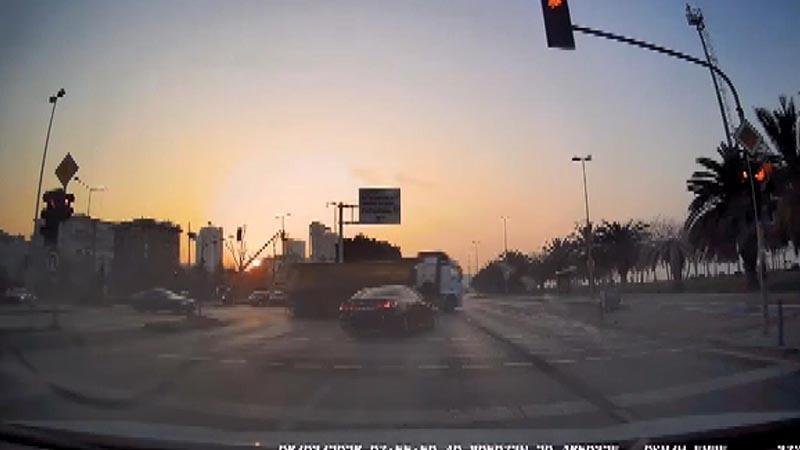Kartal sahil yolunda faciadan dönüldü
