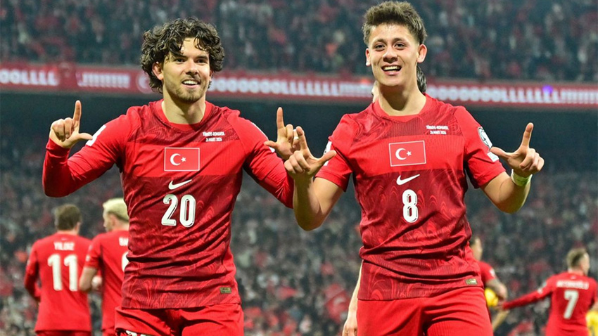 Romanya'yı deviren A Milli Takımımız finalde