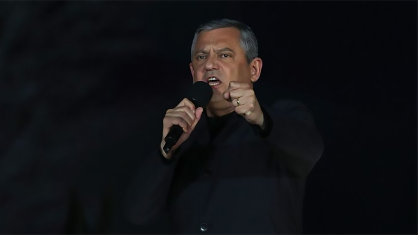 Özgür Özel "İspanya kadar olamadınız"