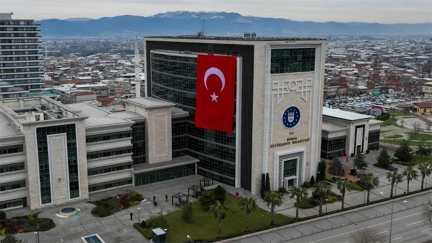 Bursa Büyükşehir Belediyesi AK Parti'ye geçti